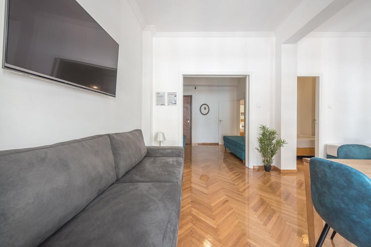 Victoria Sun Apartments Atene Esterno foto