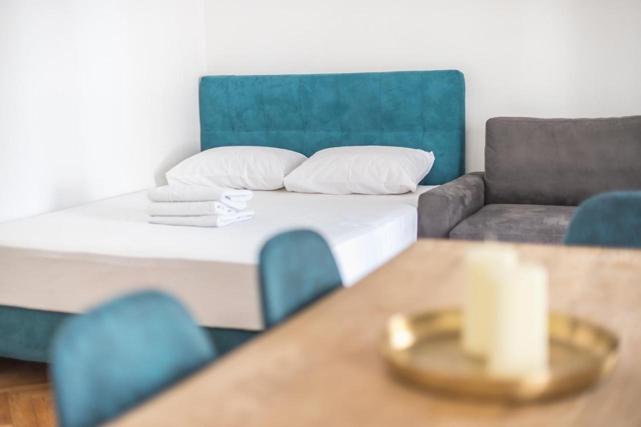 Victoria Sun Apartments Atene Esterno foto