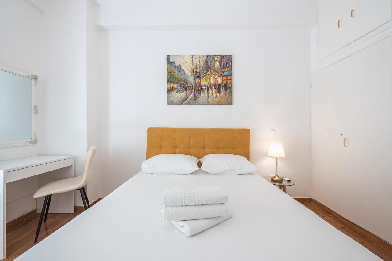 Victoria Sun Apartments Atene Esterno foto